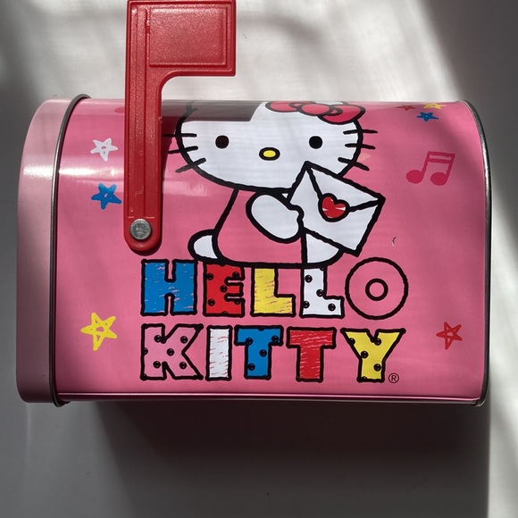 Hello Kitty Tins - Picture 5 of 10